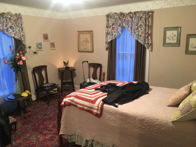 2017/05(May)/Maine-Mt-Katahdin/640x480_2017-05-25-Millinocket-ME-20-Parks-Edge-Inn-100-yr-old-house.JPG