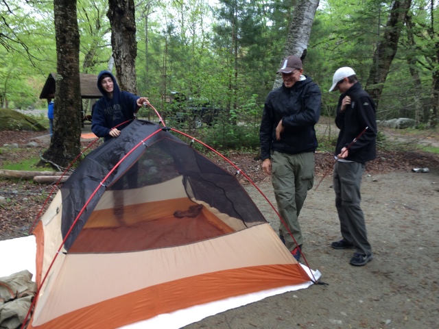 2017/05(May)/Maine-Mt-Katahdin/640x480_2017-05-26-Baxter-State-Park-05-Dax-Travis-Chance-setting-up-tent.JPG