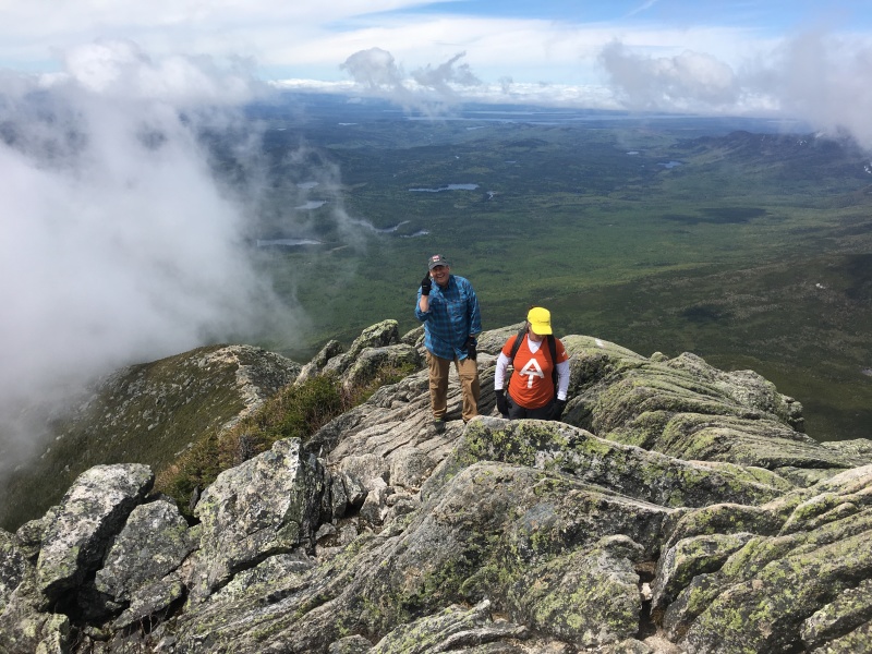 2017/05(May)/Maine-Mt-Katahdin/800x600_2017-05-27-Mt-Katahdin-051-Steve-Suzi-bird.JPG