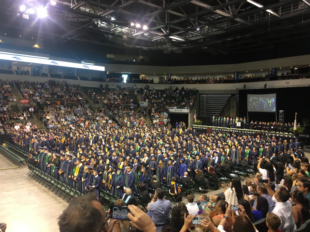 2017/06(June)/McKenzie-HighSchoo-Graduation/1024x768_2017-06-02-McKenzieMaddox-HighSchool-Graduation-15.JPG