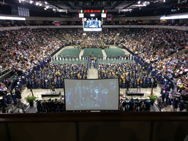 2017/06(June)/McKenzie-HighSchoo-Graduation/2017-06-02-McKenzieMaddox-HighSchool-Graduation-01.JPG