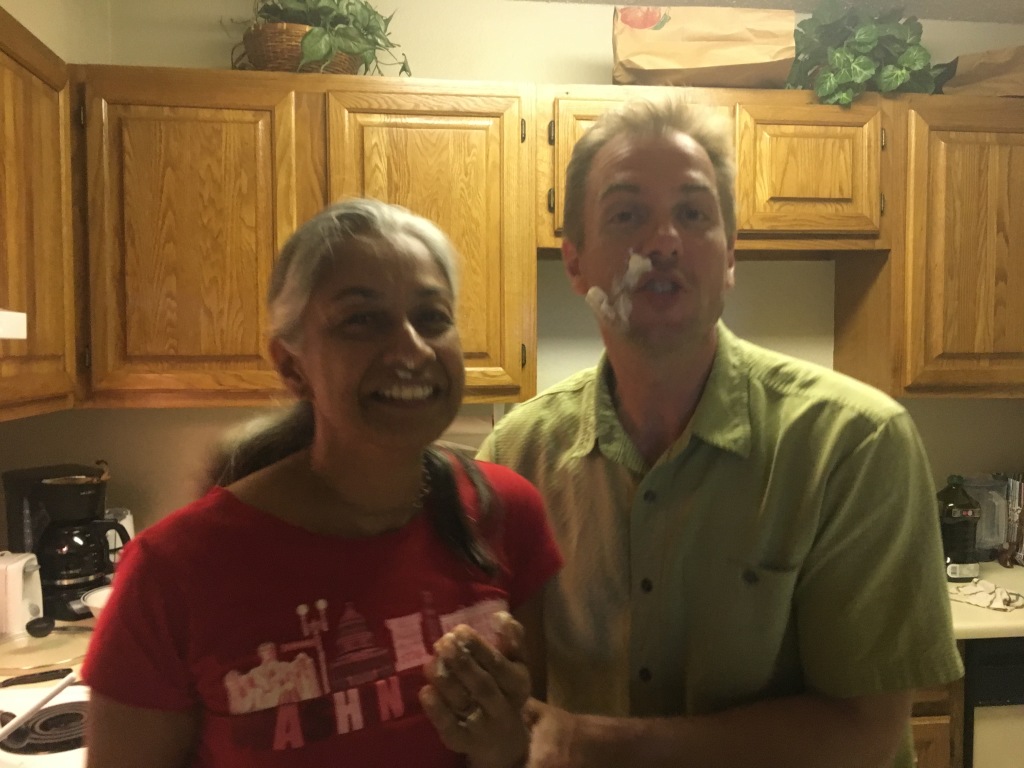 2017/06(June)/Port-Aransas/1024x768_2017-07-04-Port-Aransas-3-Kavita-Ben-kitchen.JPG