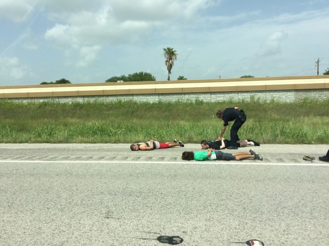 2017-07-01-Port-Aransas-07-cops-on-the-road.JPG