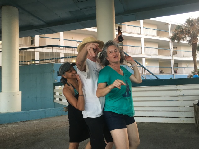 2017-07-02-Port-Aransas-14-Kavita-Doug-Suzi-dancing.JPG