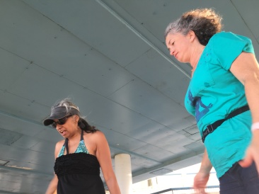 2017-07-02-Port-Aransas-05-Kavita-Suzi-dancing-on-table.JPG