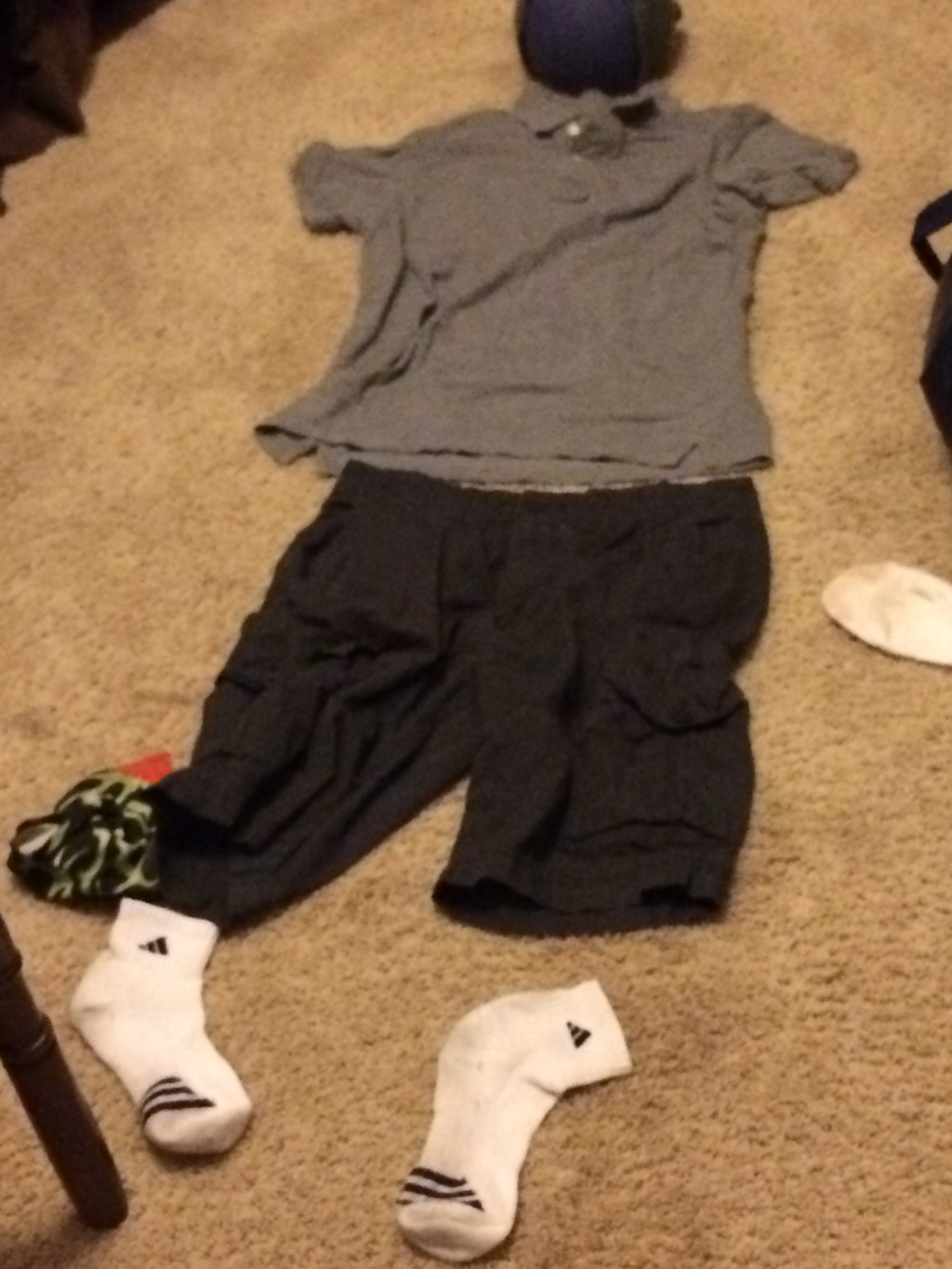 2017-07-24-Dax-prepared-clothes-for-1st-day-of-Junior-year.JPG