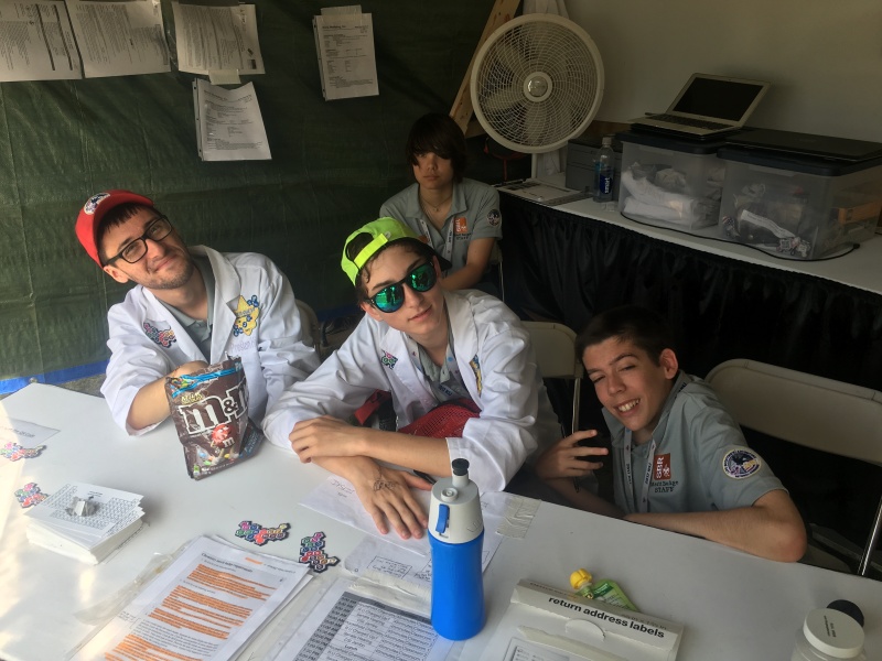 2017/07(July)/National-Jamboree/800x600_2017-07-22-National-Jamboree-11-Preson-Dax-Maddy-Jack.JPG