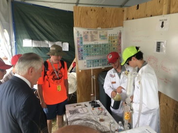 2017-07-21-National-Jamboree-11-Dax-teaching-Secretary-of-State-Rex-Tillerson.JPG