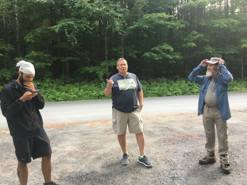2017/07(July)/White-River-Junction-ERM-work/800x600_2017-07-26-White-River-Junction-trail-magic-4-Blaze-SteveRiffel-DennisOnTheGo.JPG