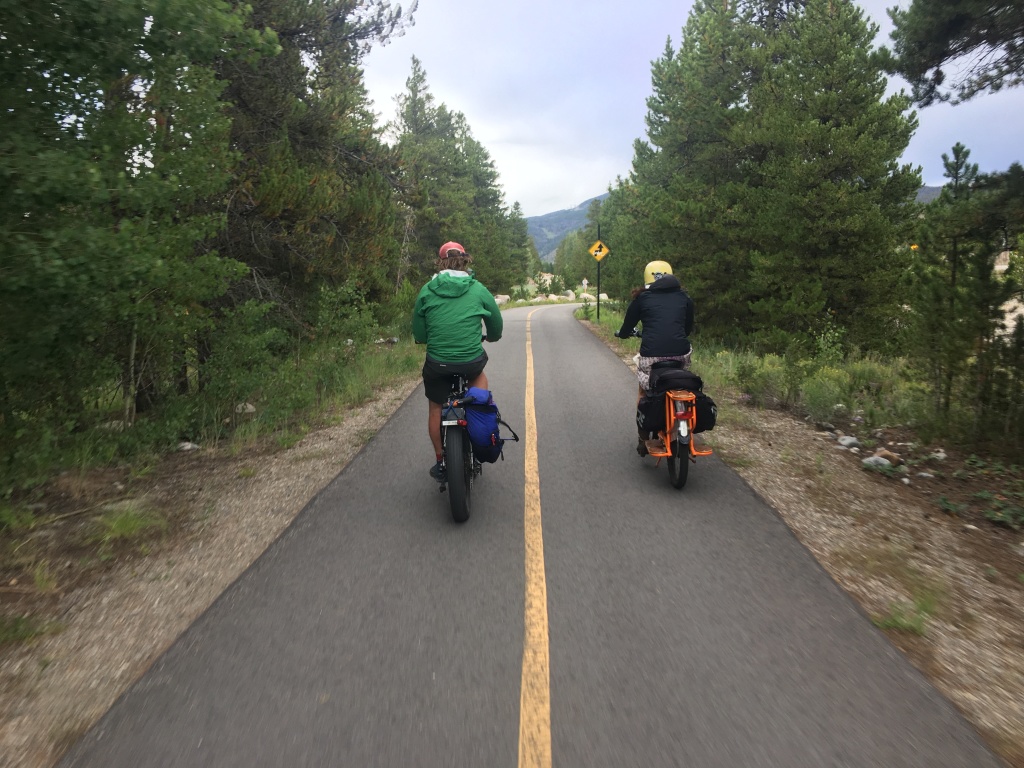 2017/08(August)/Colorado-and-Wyoming-Eclipse/1024x768_2017-08-13-Breckenridge-05-Justin-Angie-RadBikes.JPG