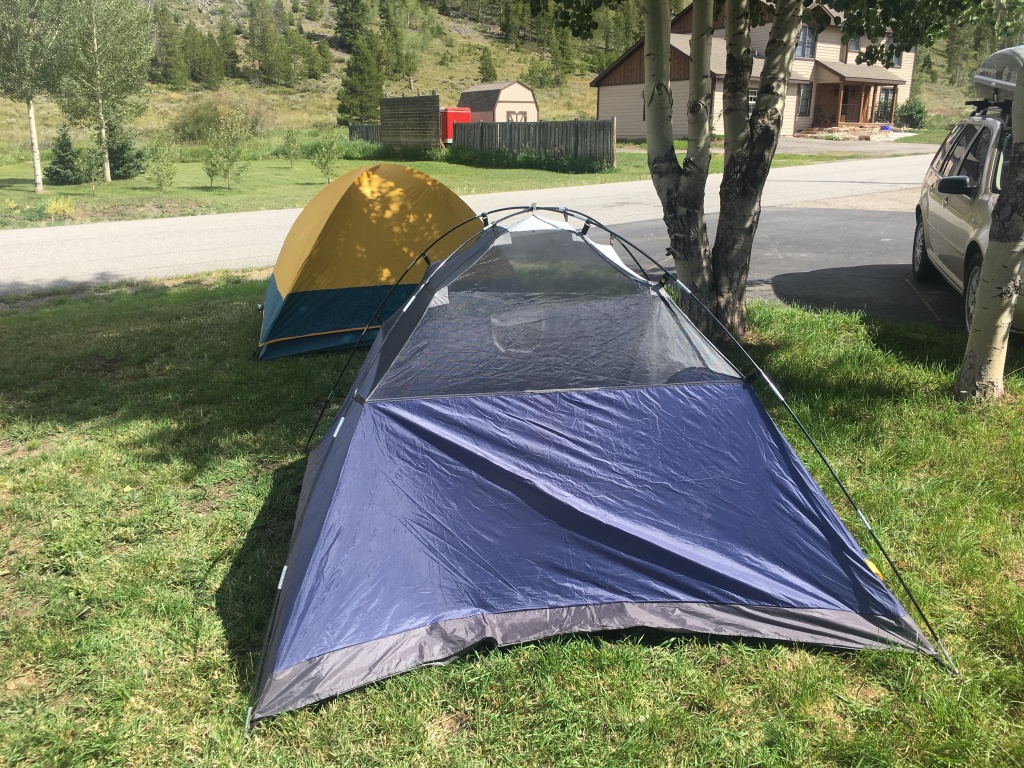 2017/08(August)/Colorado-and-Wyoming-Eclipse/1024x768_2017-08-16-Breckenridge-5-Tent-prep.JPG