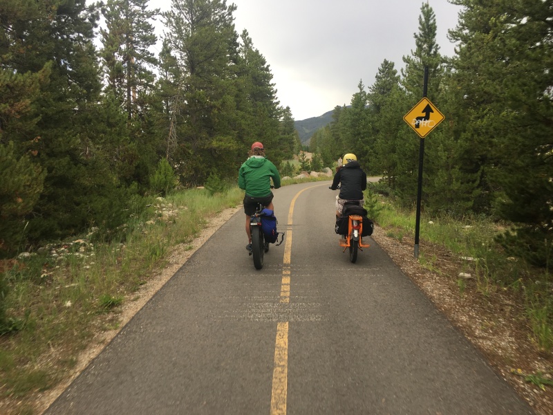2017/08(August)/Colorado-and-Wyoming-Eclipse/800x600_2017-08-13-Breckenridge-06-Justin-Angie-RadBikes.JPG