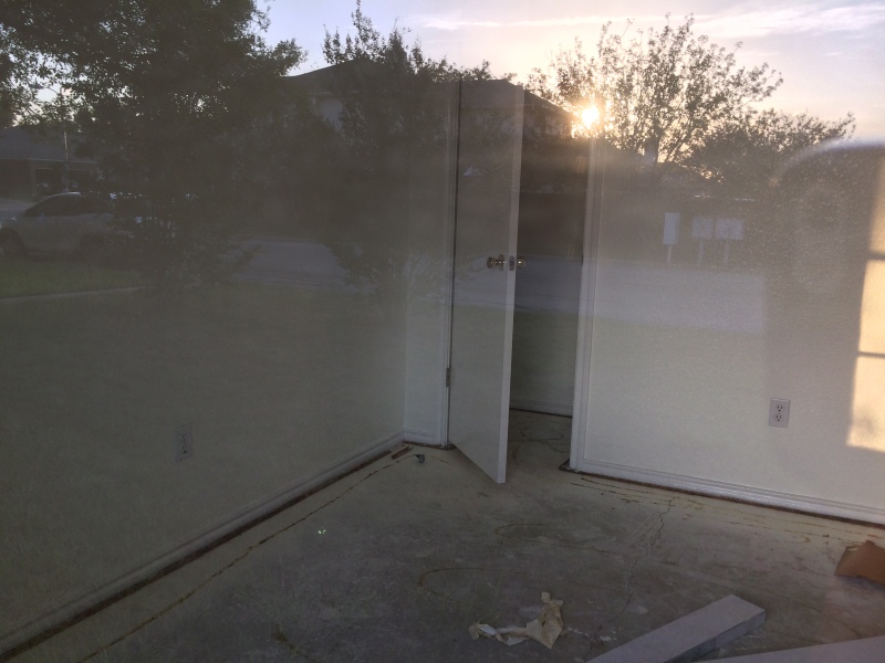 2017/08(August)/Duplex-renter-mess/800x600_2017-08-10-Disraeli-Renter-Mess-04.JPG