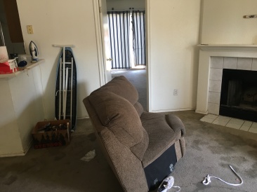 2017-08-01-Disraeli-Renter-Mess-14.JPG