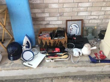 2017-08-04-Disraeli-Renter-Mess-03.JPG