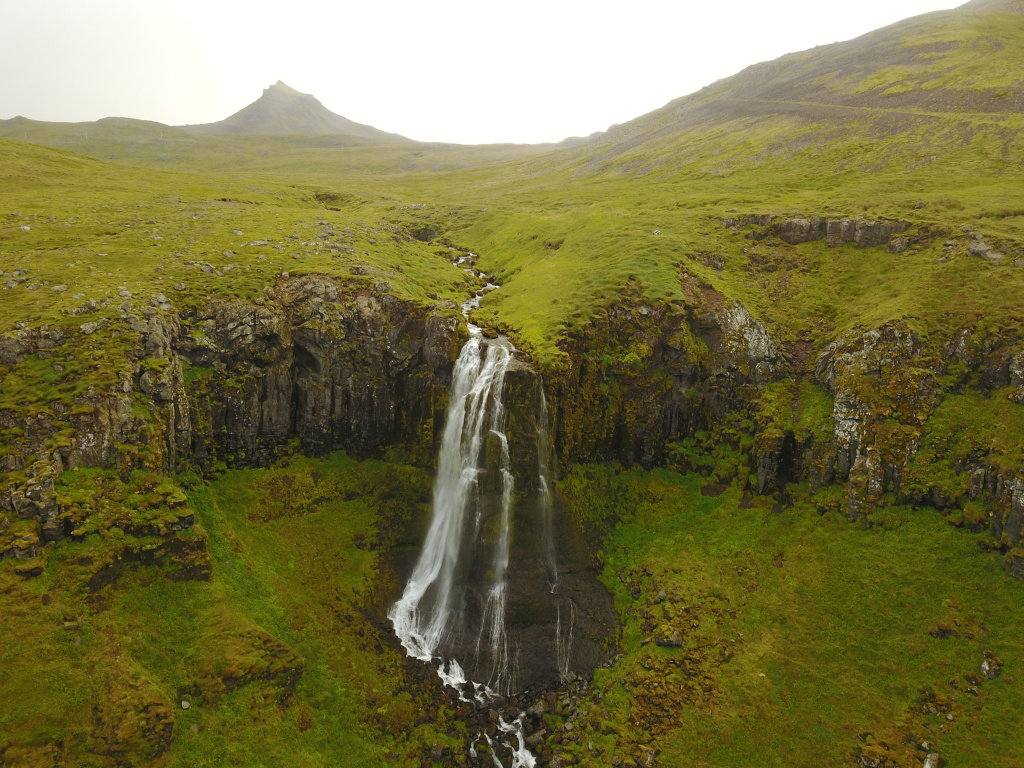 2017-08-27-Iceland-44-olafsvIk-town-Drone-2.JPG