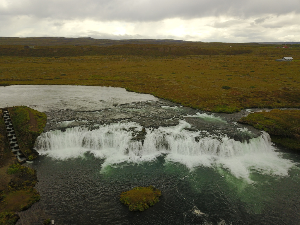 2017/08(August)/Iceland/1024x768_2017-09-04-Iceland-113-Vatnsleysufoss-Faxi-Waterfall-drone-GOOD.JPG