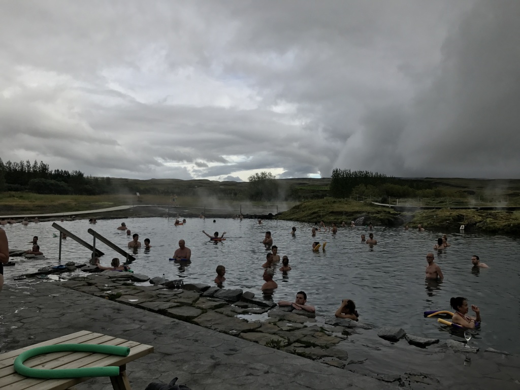 2017/08(August)/Iceland/1024x768_2017-09-04-Iceland-121-Secret-Lagoon.JPG