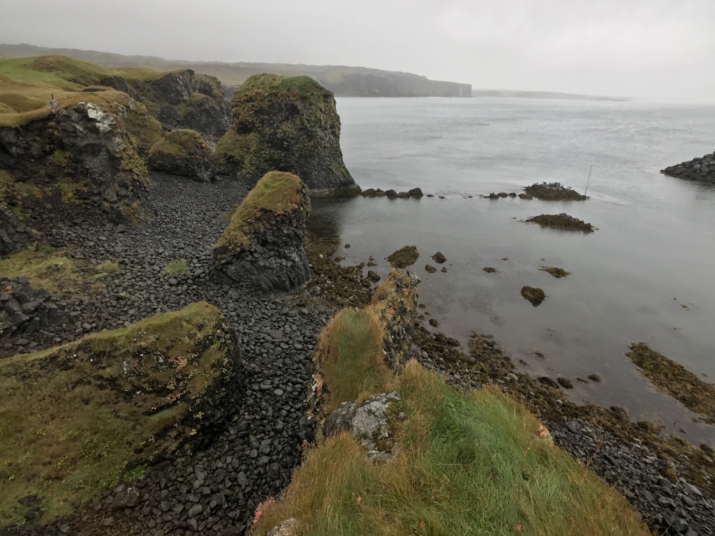 2017/08(August)/Iceland/4Star/1024x768_2017-08-27-Iceland-19-Arnarstapi.JPG