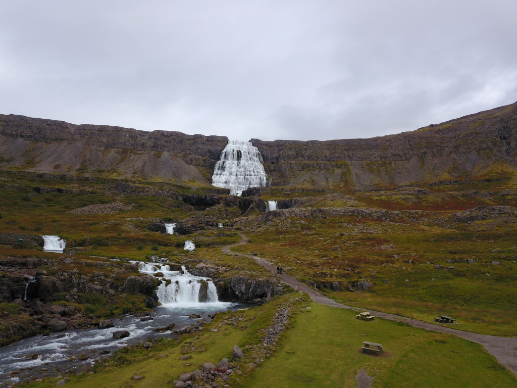 2017/08(August)/Iceland/4Star/1024x768_2017-08-28-Iceland-077-Dynjandi-Waterfalls-drone.JPG
