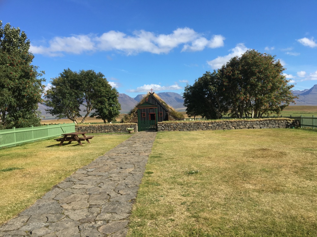2017-08-30-Iceland-064--Skagafjordur-Turf-Church.JPG