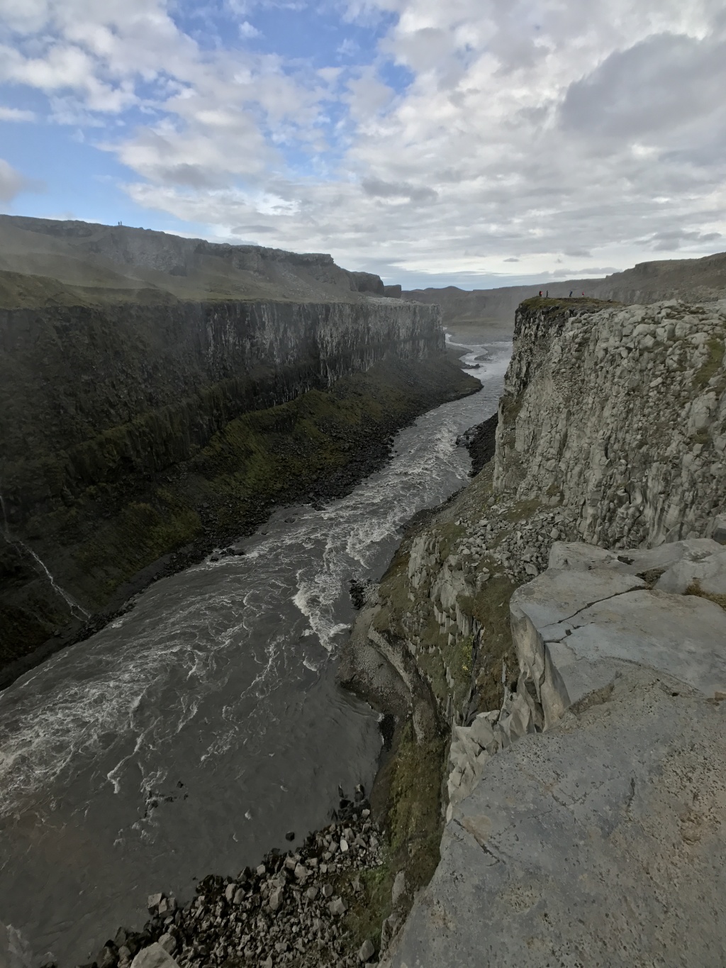 2017/08(August)/Iceland/4Star/1024x768_2017-08-31-Iceland-122-Dettifoss.JPG