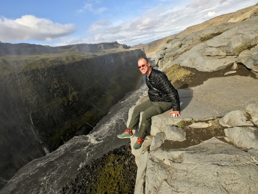 2017-08-31-Iceland-135-Dettifoss-Travis.jpg