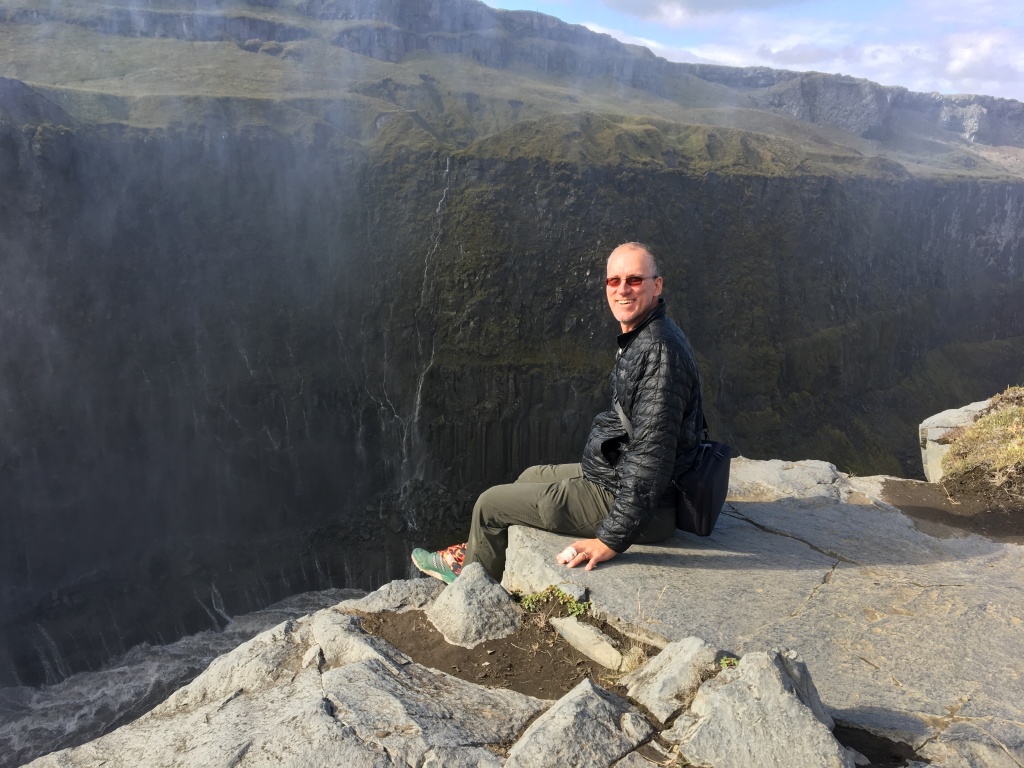 2017/08(August)/Iceland/4Star/1024x768_2017-08-31-Iceland-136-Dettifoss-Travis.JPG