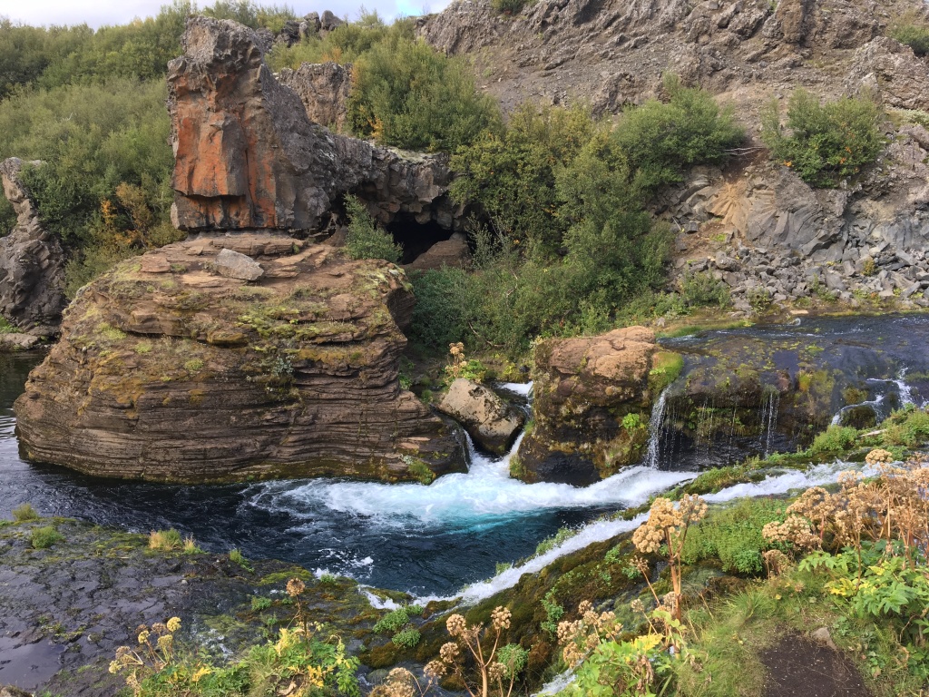 2017-09-03-Iceland-133-Gjain-Garden-of-the-Gods.JPG