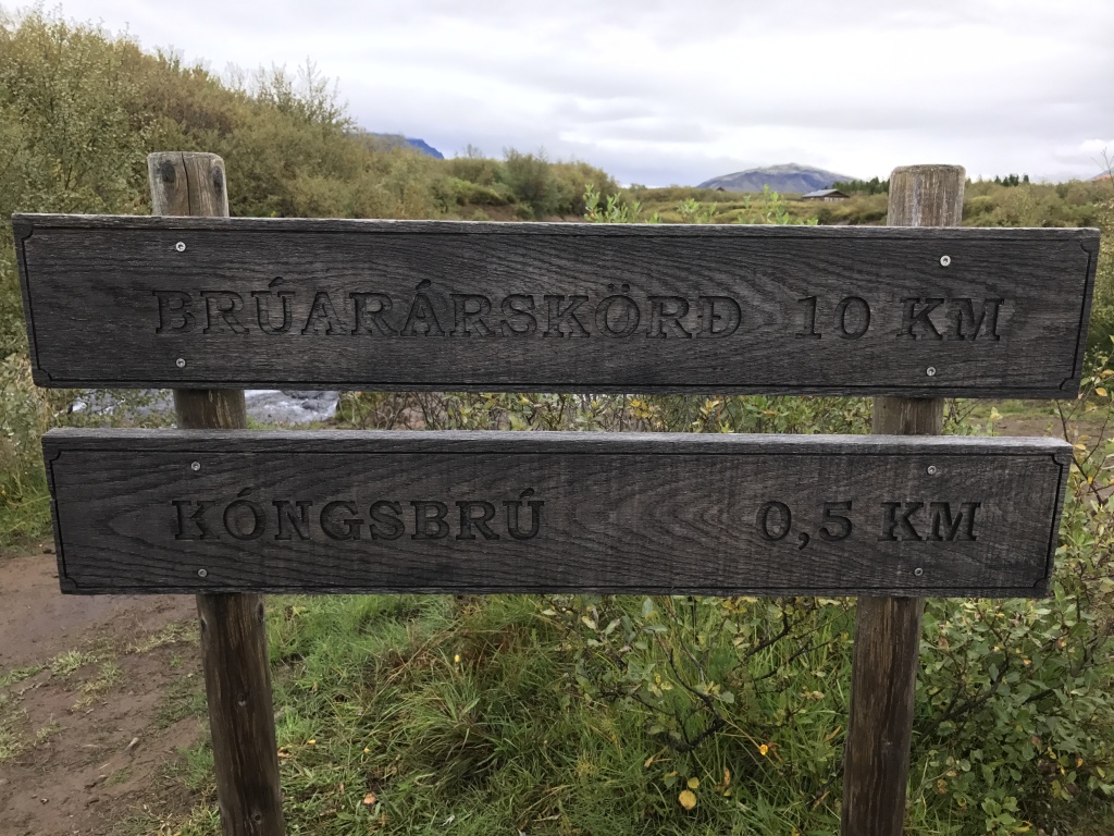 2017-09-04-Iceland-006-Bruarfoss-sign.JPG