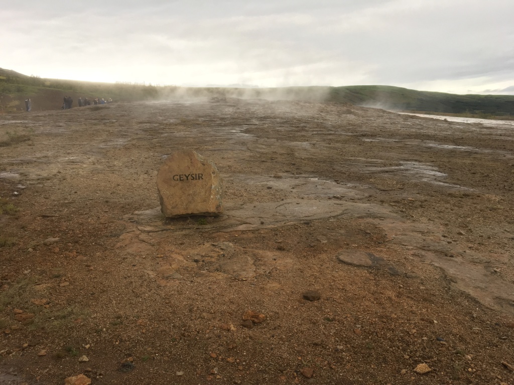 2017-09-04-Iceland-033-Geysir-rock-sign.JPG