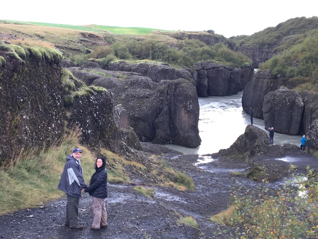2017-09-04-Iceland-096-Bruarhloo-slot-canyon-Bill-Kris.JPG