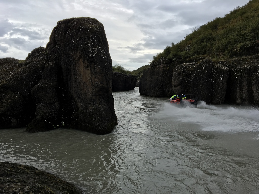 2017-09-04-Iceland-107-Bruarhloo-slot-canyon-jet-boat.JPG