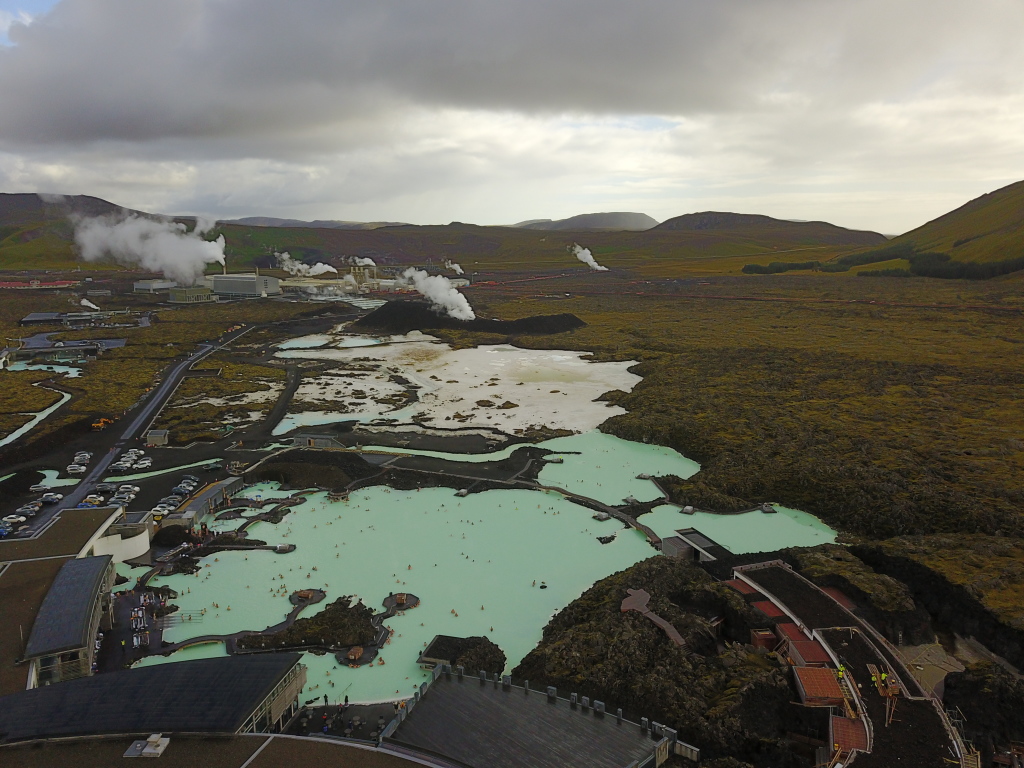 2017-09-05-Iceland-29-Blue-Lagoon-drone.JPG