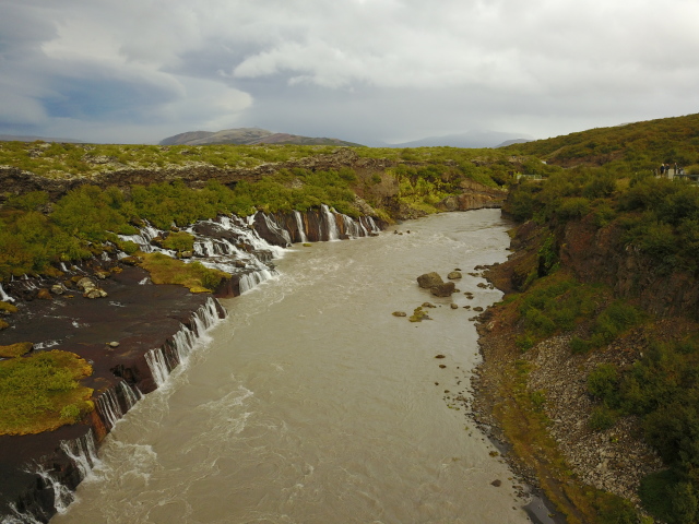 2017/08(August)/Iceland/4Star/640x480_2017-08-26-Iceland-33a-4-Hraunfossar-falls-Drone.JPG