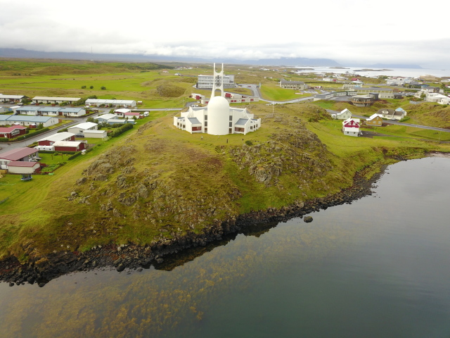 2017-08-28-Iceland-006a-Church-of-Stykkisholmur-Drone-4.JPG