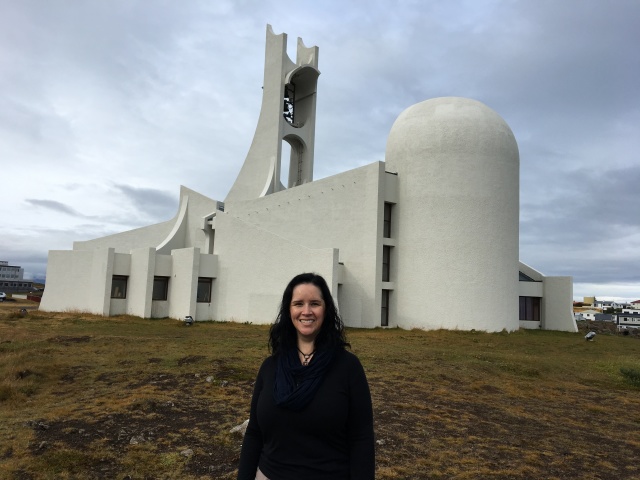 2017-08-28-Iceland-012-Church-of-Stykkisholmur-Kris.JPG