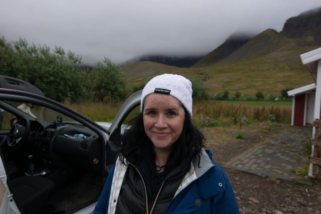 2017-08-28-Iceland-112-Holl-Farm-AirBNB-Kris.jpg