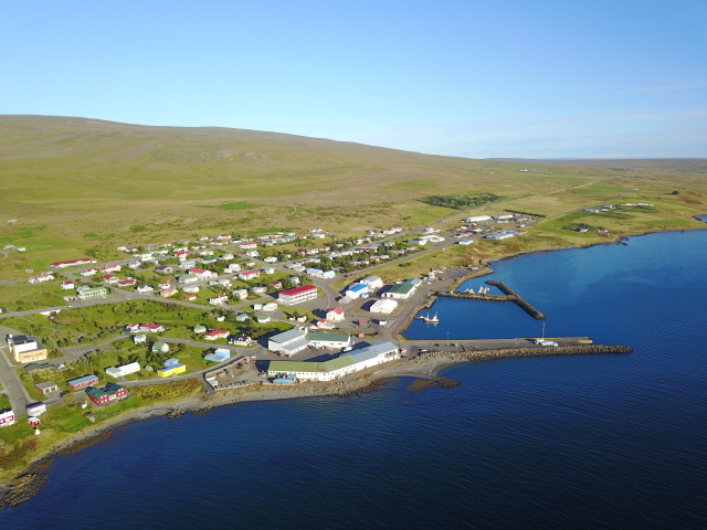 2017/08(August)/Iceland/4Star/640x480_2017-08-29-Iceland-131-Hvammstangi-drone.JPG