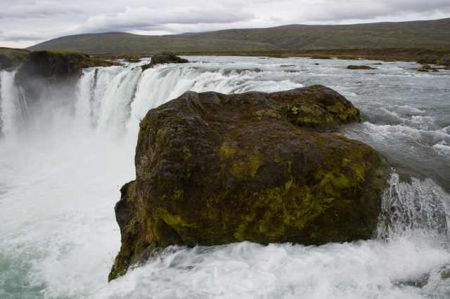 2017-08-31-Iceland-022-Gooafoss-Waterfall.jpg