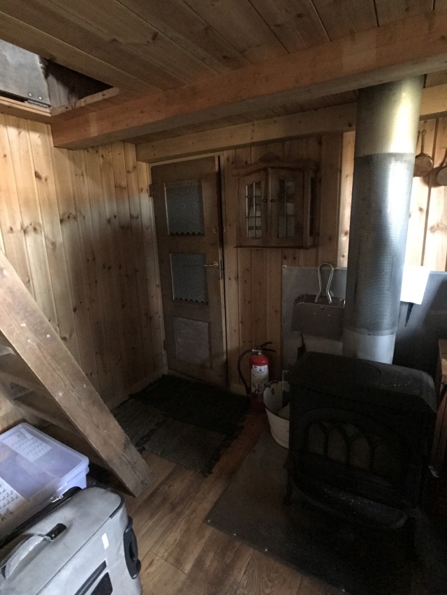 2017/08(August)/Iceland/4Star/640x480_2017-08-31-Iceland-197-Saenautasel-Hobbit-Home-downstairs.JPG