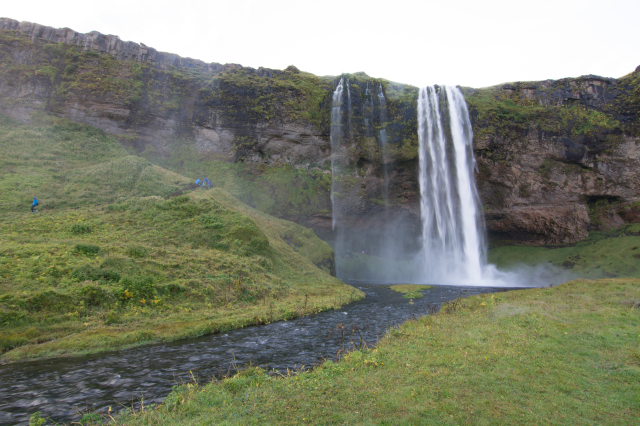 2017-09-03-Iceland-030-Seljalandsfoss.jpg