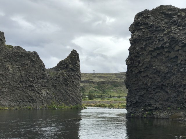 2017/08(August)/Iceland/4Star/640x480_2017-09-03-Iceland-073-Hjalparfoss.JPG
