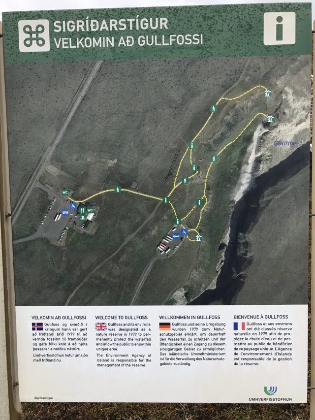 2017-09-04-Iceland-094-Gullfoss-Golden-Falls-sign.JPG