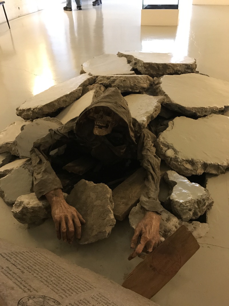 2017-08-29-Iceland-098-HolmavIk-Museum-of-Icelandic-Sorcery-Witchcraft.JPG
