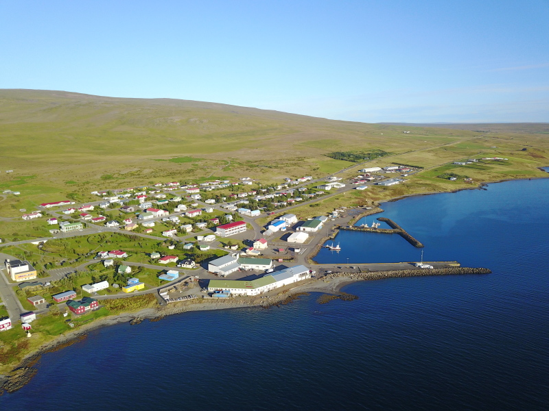 2017/08(August)/Iceland/4Star/800x600_2017-08-29-Iceland-131-Hvammstangi-drone.JPG