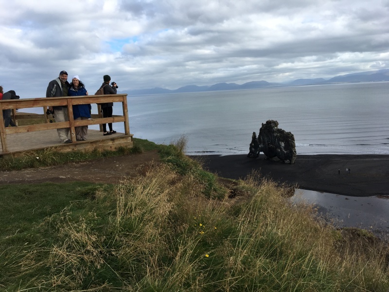 2017/08(August)/Iceland/4Star/800x600_2017-08-30-Iceland-029-HvItserkur-Bill-Kris.JPG