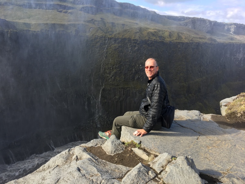 2017/08(August)/Iceland/4Star/800x600_2017-08-31-Iceland-136-Dettifoss-Travis.JPG