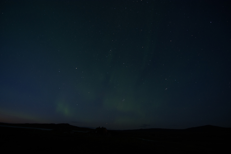 2017/08(August)/Iceland/4Star/800x600_2017-08-31-Iceland-228-Saenautasel-Hobbit-Home-Northern-Lights.jpg