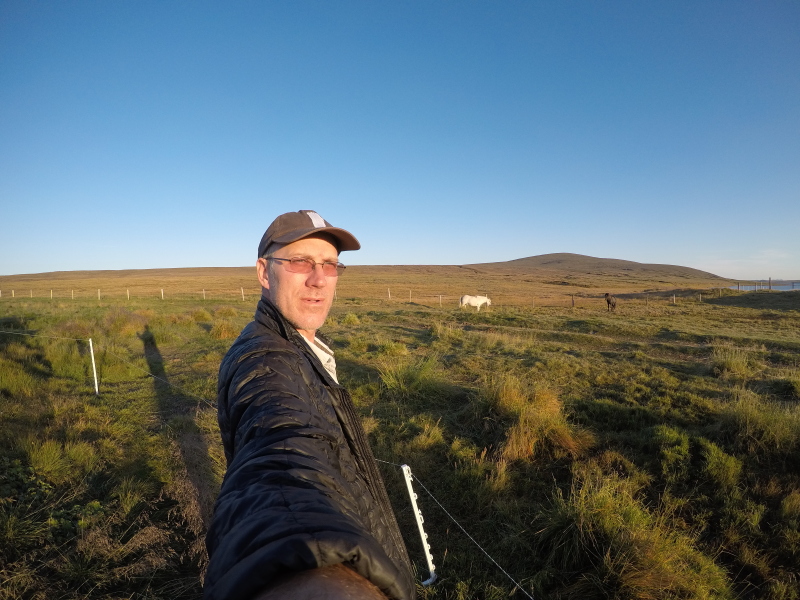 2017/08(August)/Iceland/4Star/800x600_2017-09-01-Iceland-001-Saenautasel-Hobbit-Home--Travis.JPG
